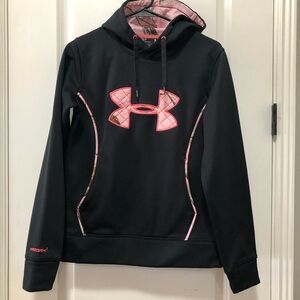 Real Tree Storm 1 black and pink cameo hoodie Size Small/p  woman’s